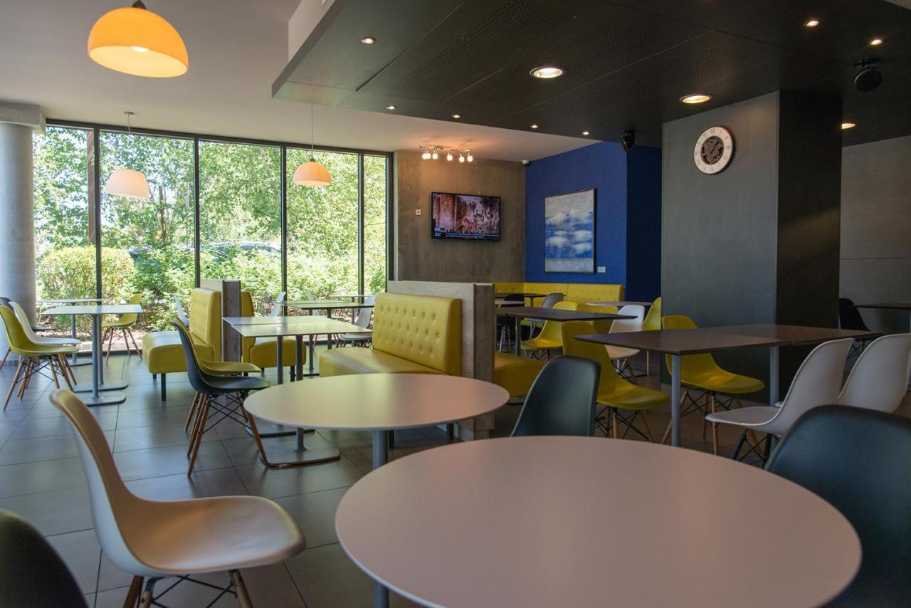 Ibis Budget Archamps Porte De Geneve Eksteriør bilde