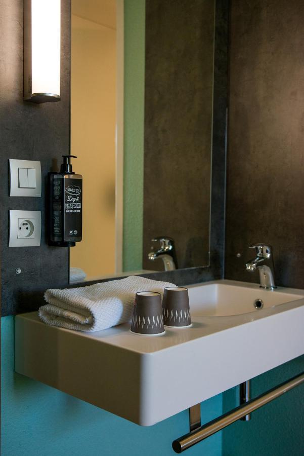 Ibis Budget Archamps Porte De Geneve Eksteriør bilde