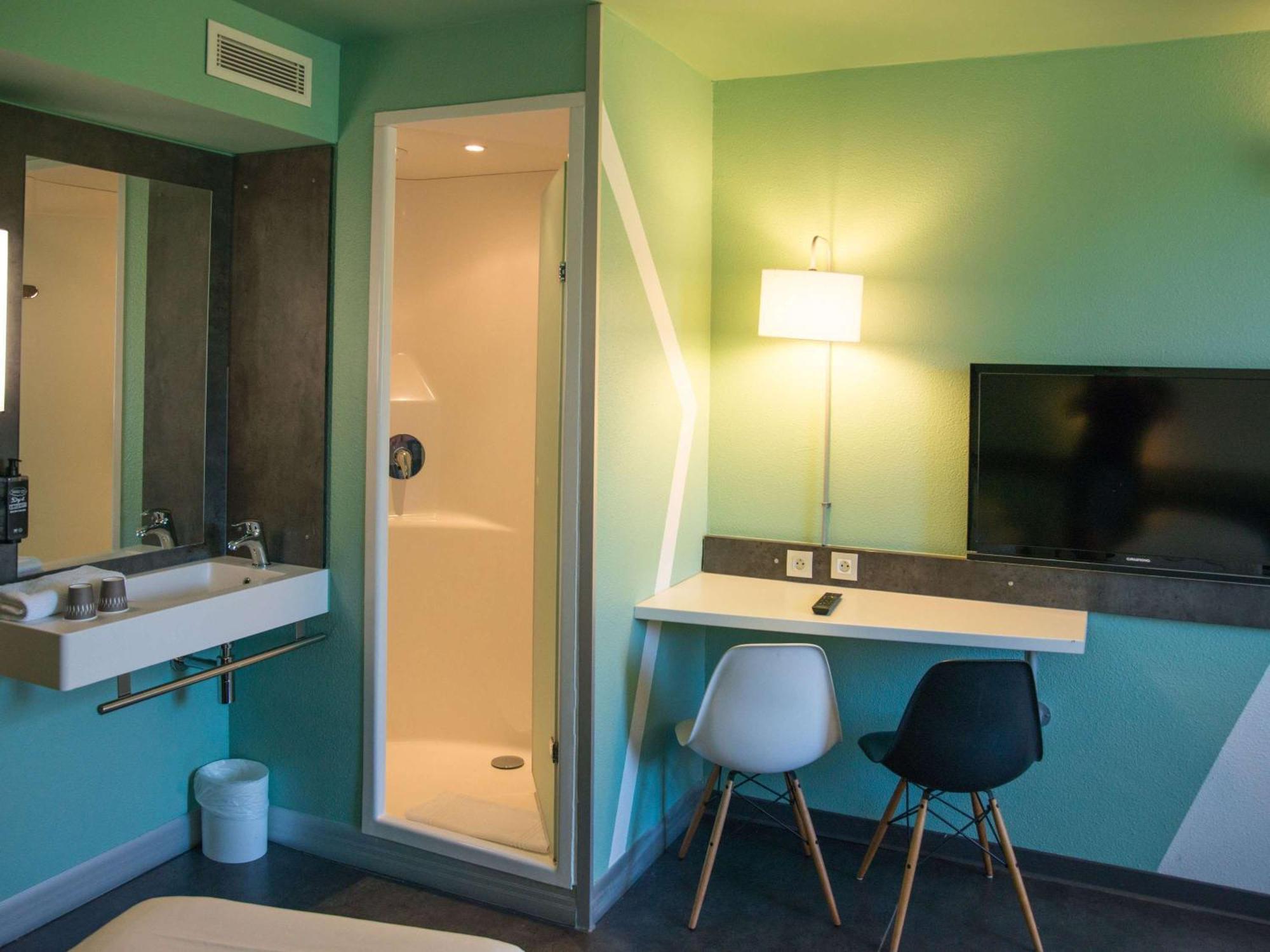 Ibis Budget Archamps Porte De Geneve Eksteriør bilde